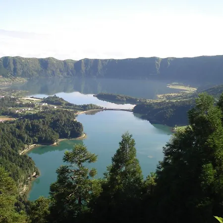 The Cedar Tree House Studio 48 Apartment Sete Cidades Exterior photo