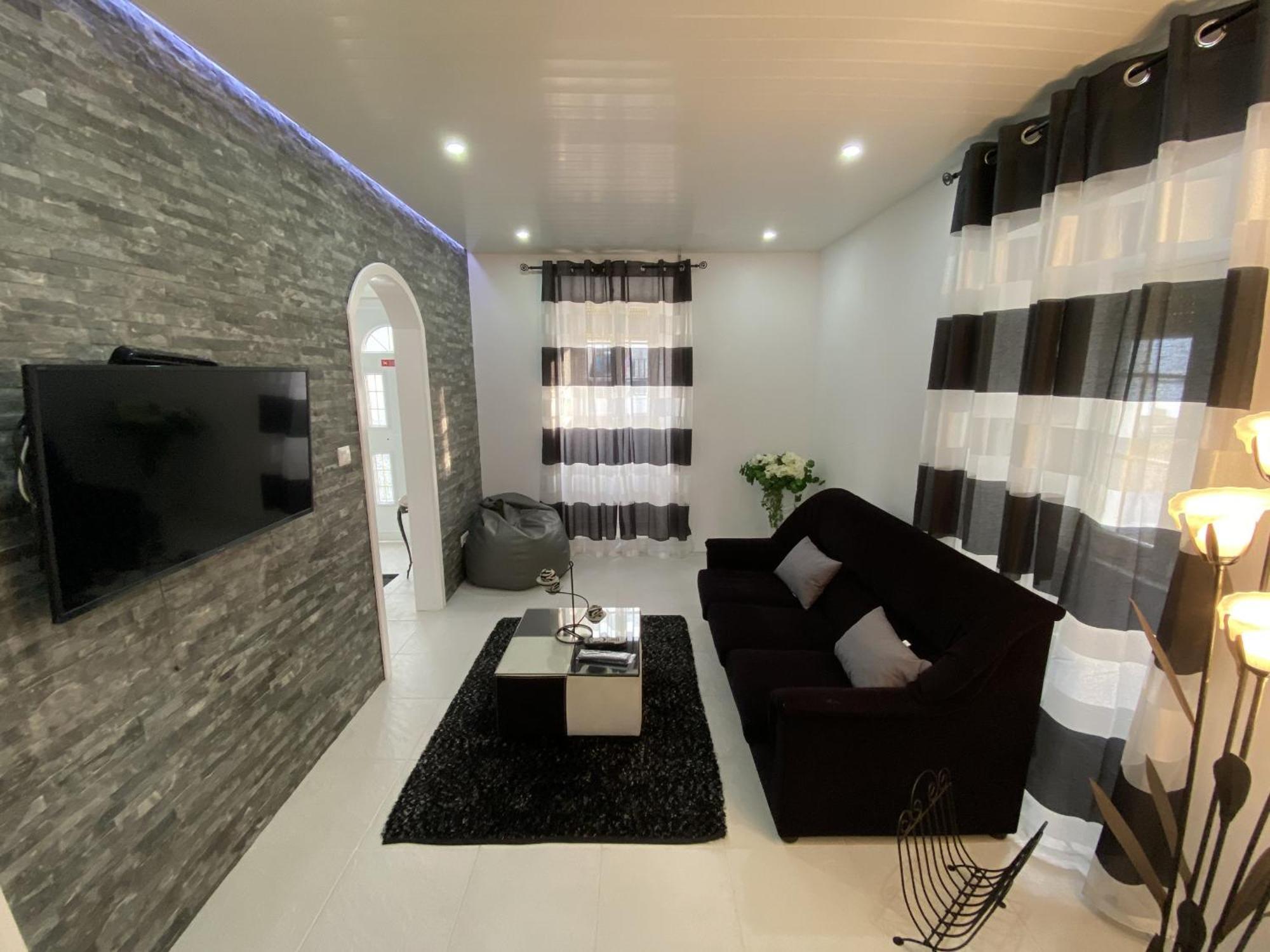 Holiday home The Cedar Tree House Studio 48