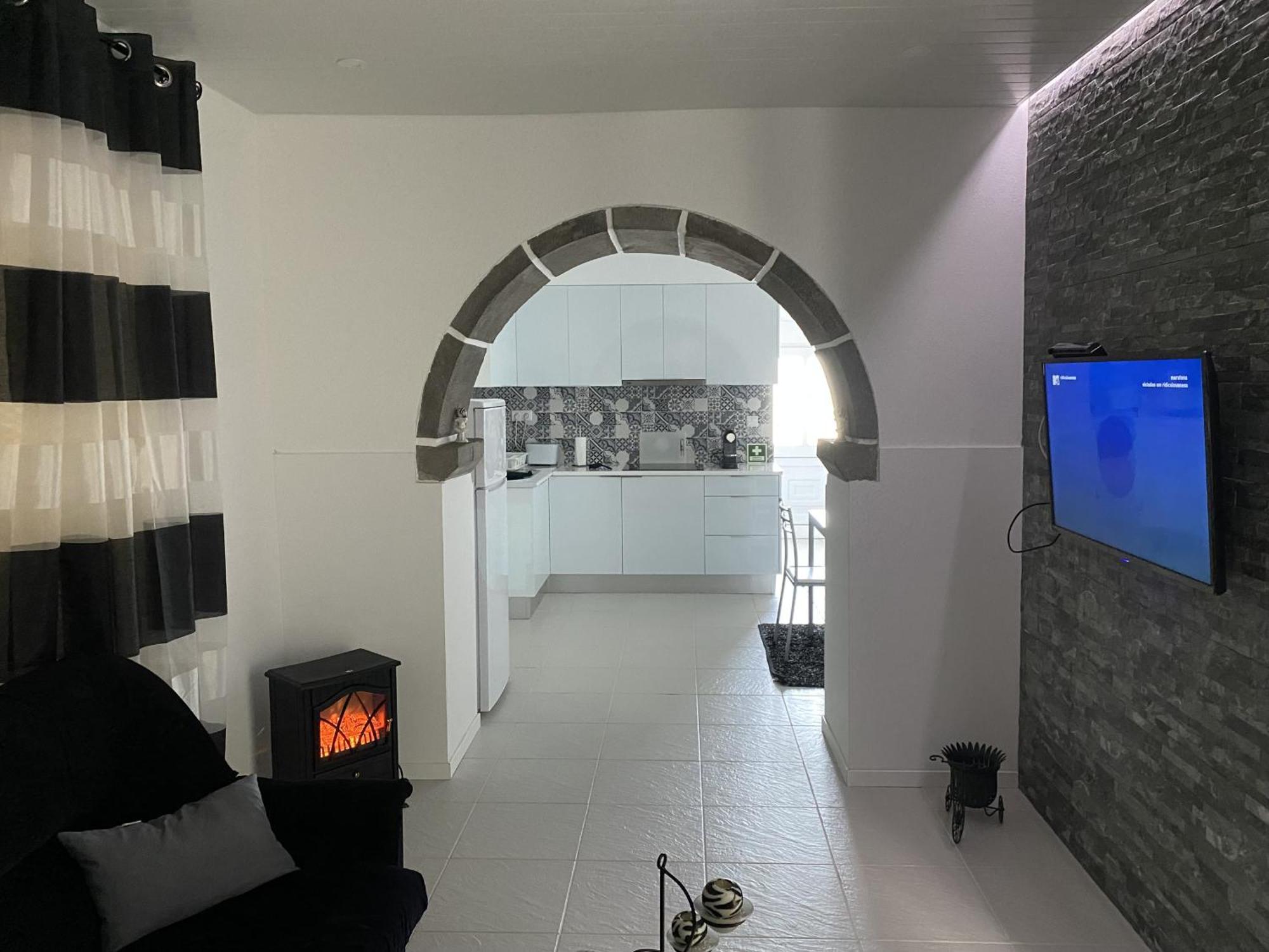 Holiday home The Cedar Tree House Studio 48 *